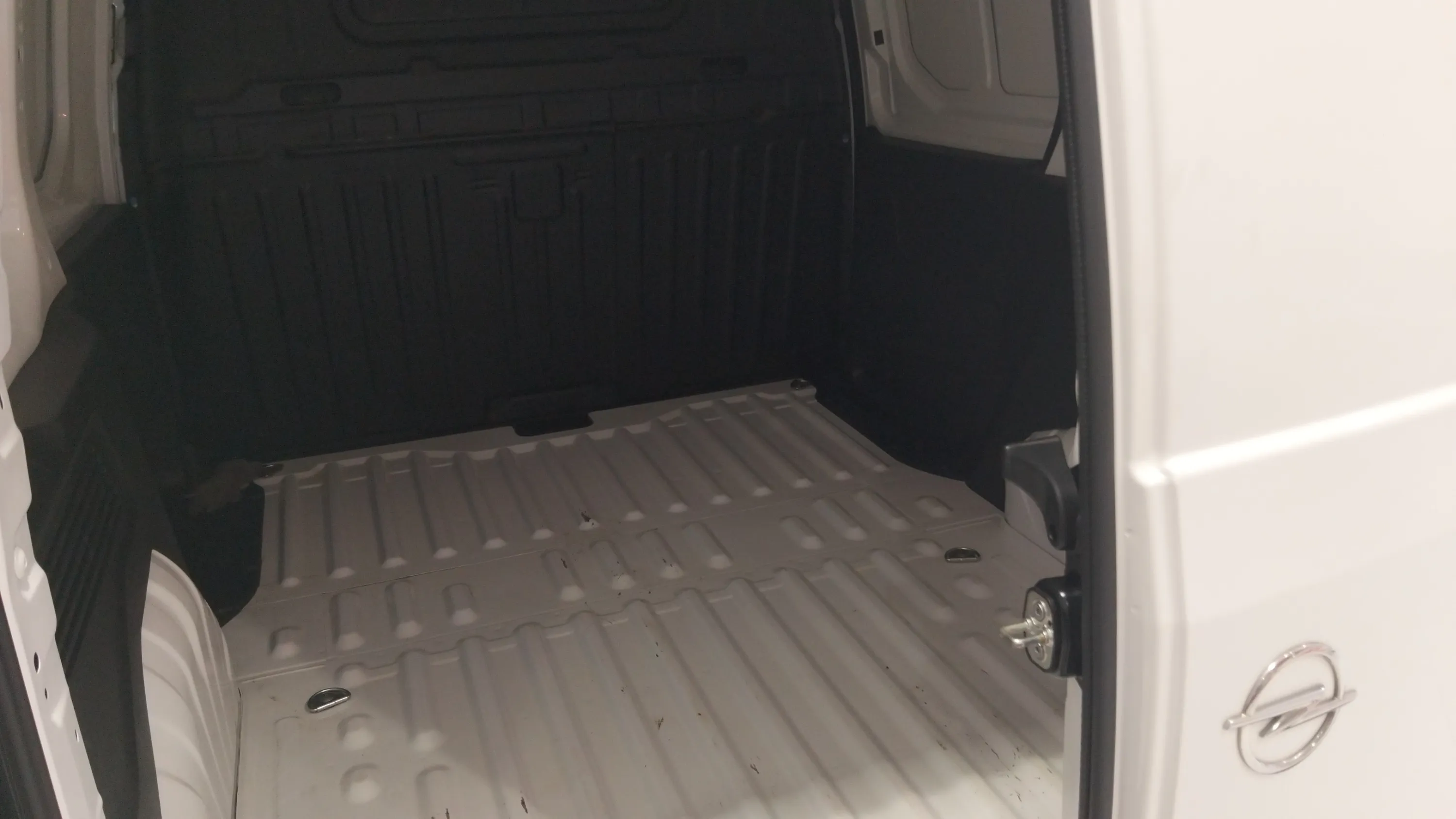 Opel Combo 1.5 TD Express L H1 650kg - foto 13