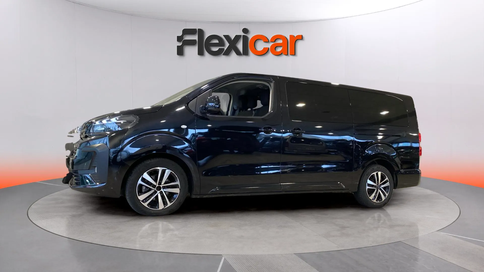 Peugeot Traveller Business Long BlueHDi 180 EAT8 - foto 8