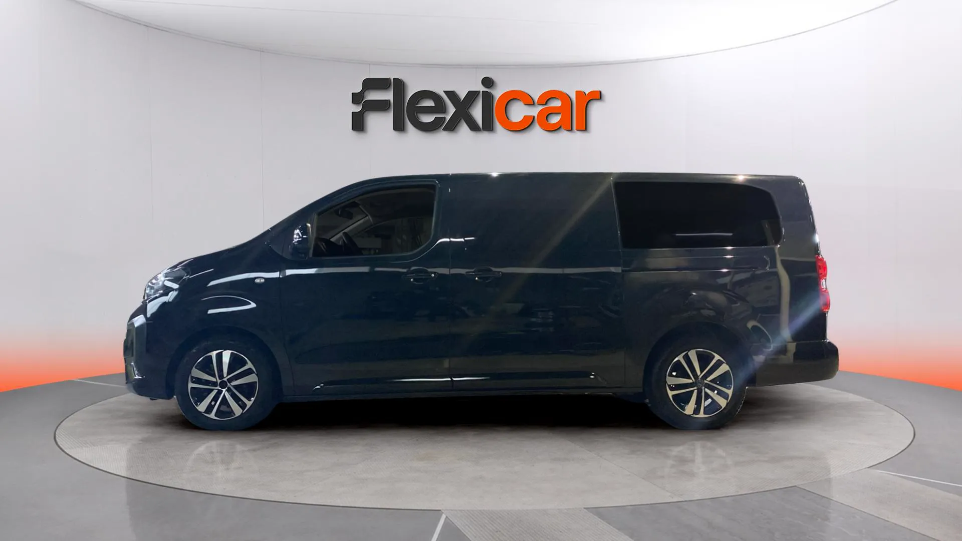 Peugeot Traveller Business Long BlueHDi 180 EAT8 - foto 2