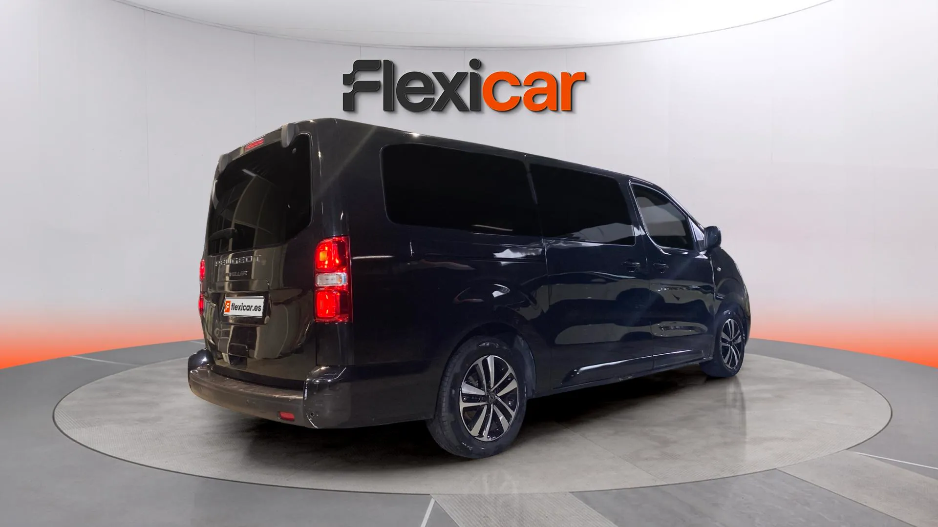 Peugeot Traveller Business Long BlueHDi 180 EAT8 - foto 6