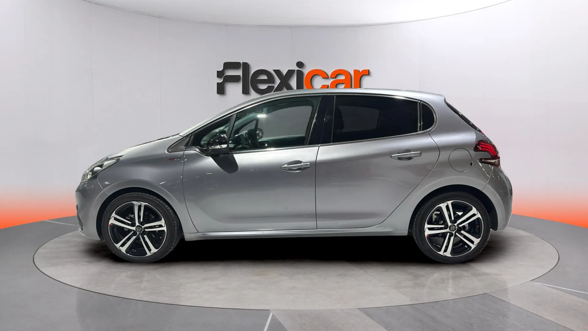 Peugeot 208 GT-Line 1.2L PT EAT6 - foto 4