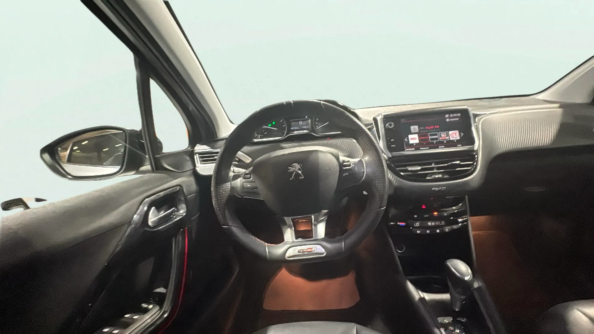 Peugeot 208 GT-Line 1.2L PT EAT6 - foto 10