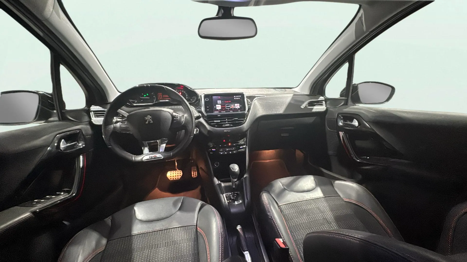 Peugeot 208 GT-Line 1.2L PT EAT6 - foto 16