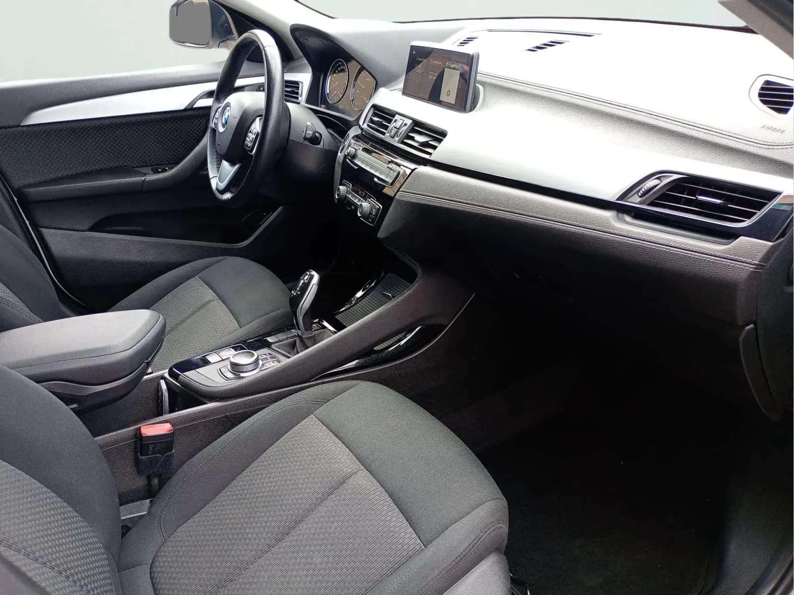 BMW X2 sDrive18i - foto 13