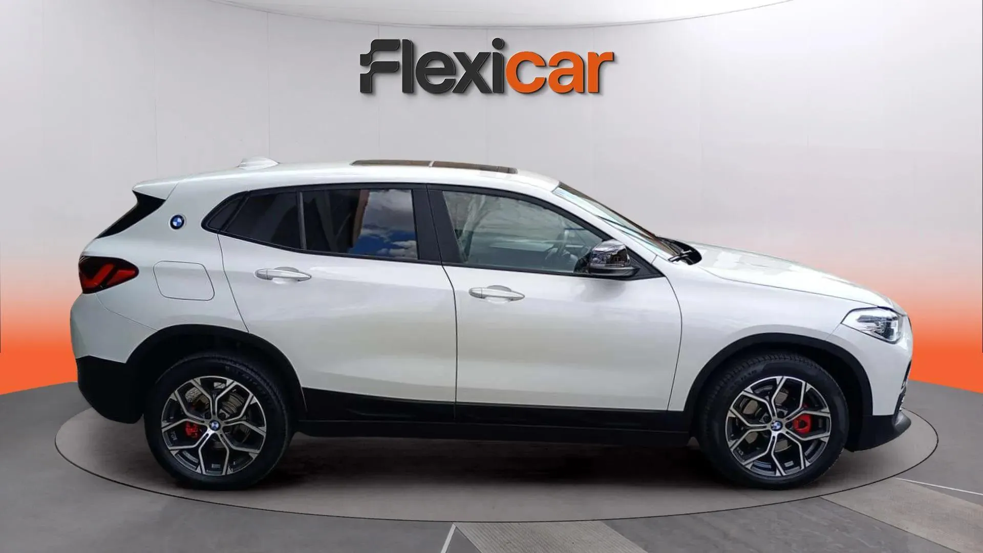 BMW X2 sDrive18i - foto 2