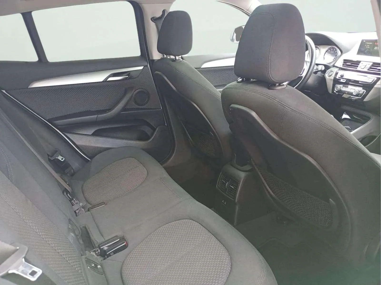 BMW X2 sDrive18i - foto 14