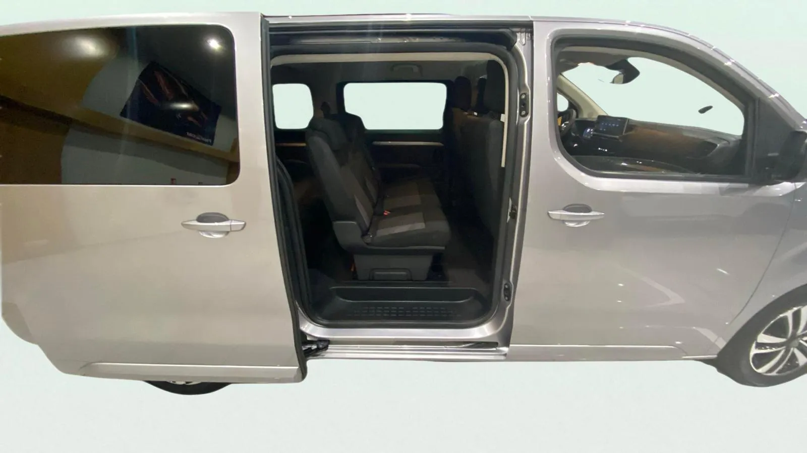 Peugeot Traveller Business Long BlueHDi 180 EAT8 - foto 8