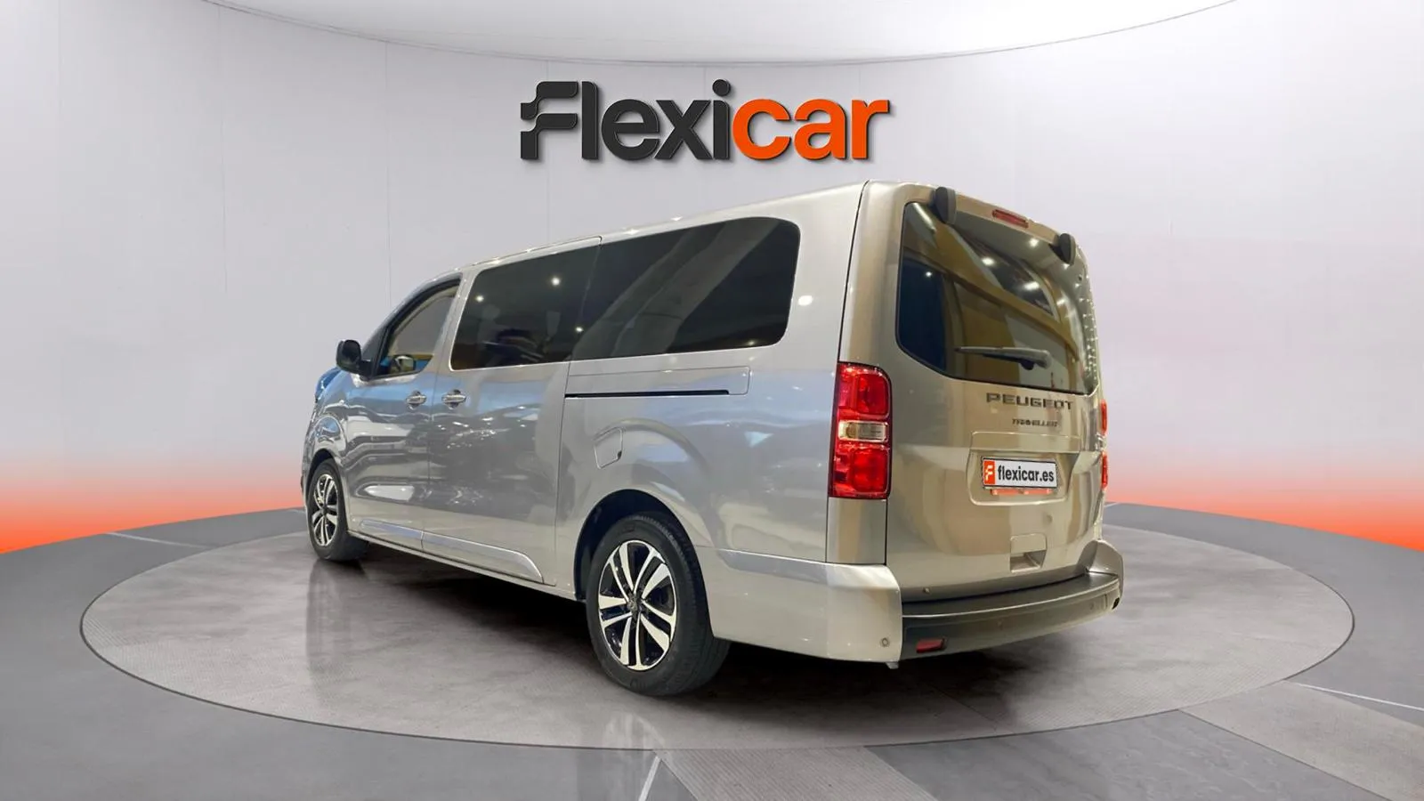 Peugeot Traveller Business Long BlueHDi 180 EAT8 - foto 3