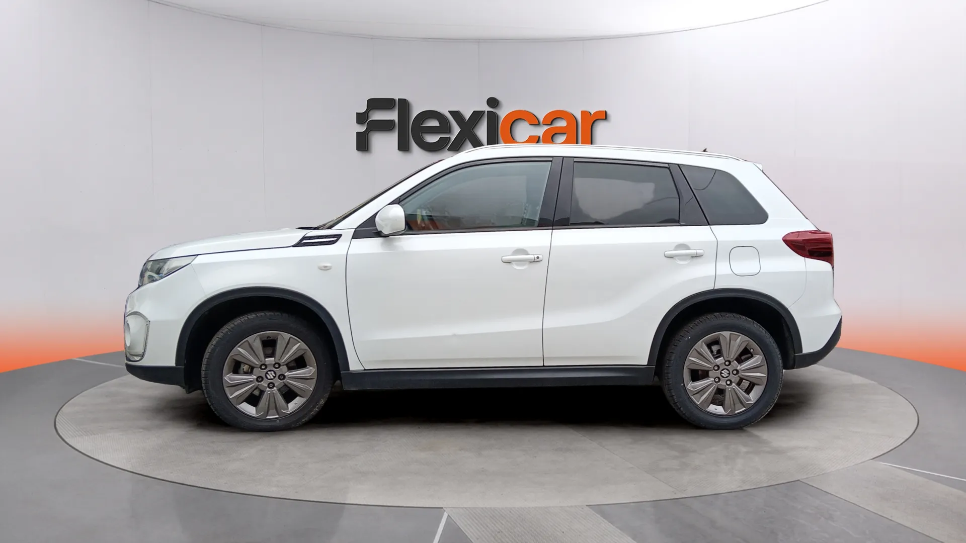 Suzuki Vitara 1.5 GLE 4WD Strong Hybrid - foto 4