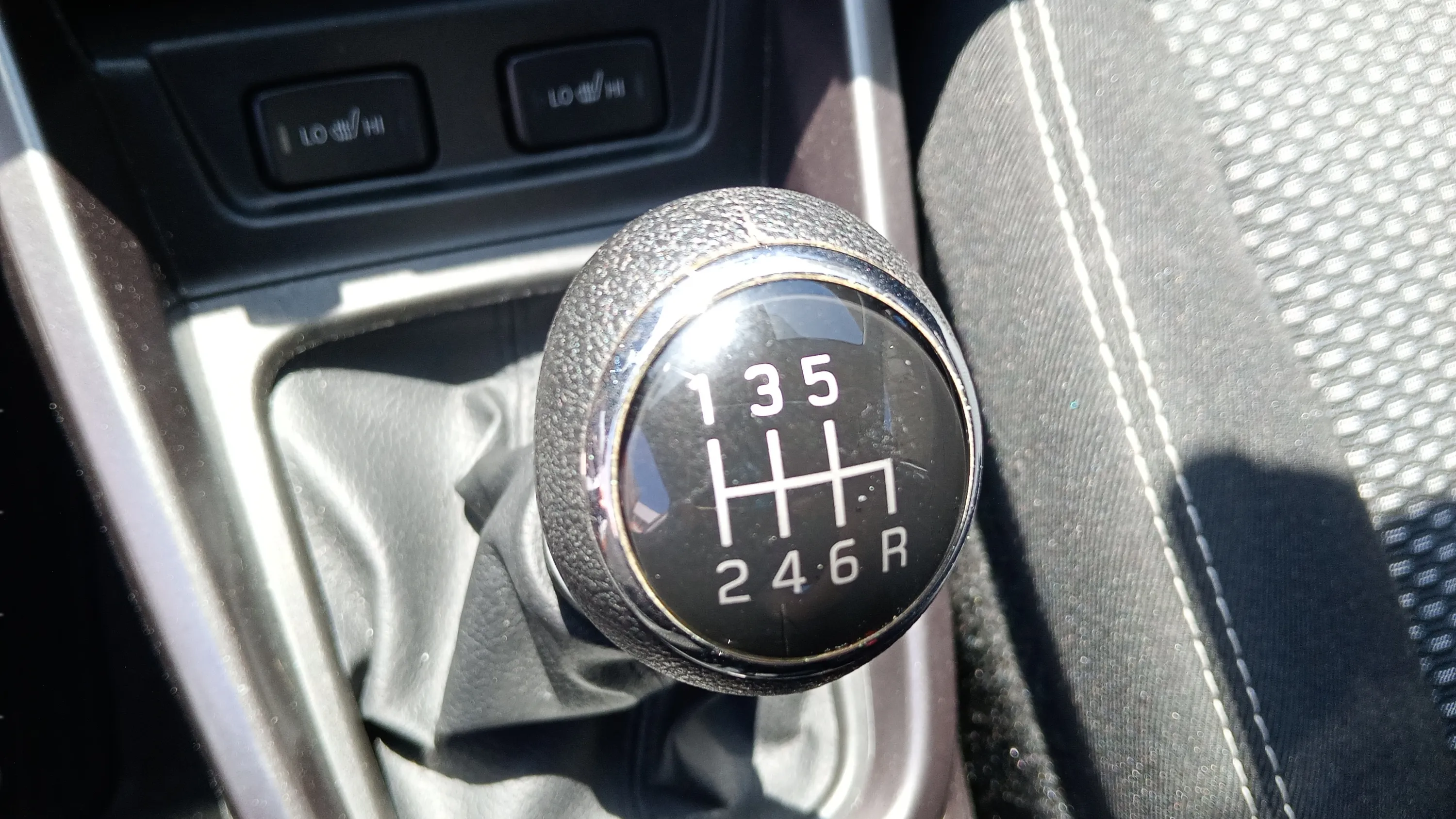 Suzuki Vitara 1.5 GLE 4WD Strong Hybrid - foto 22