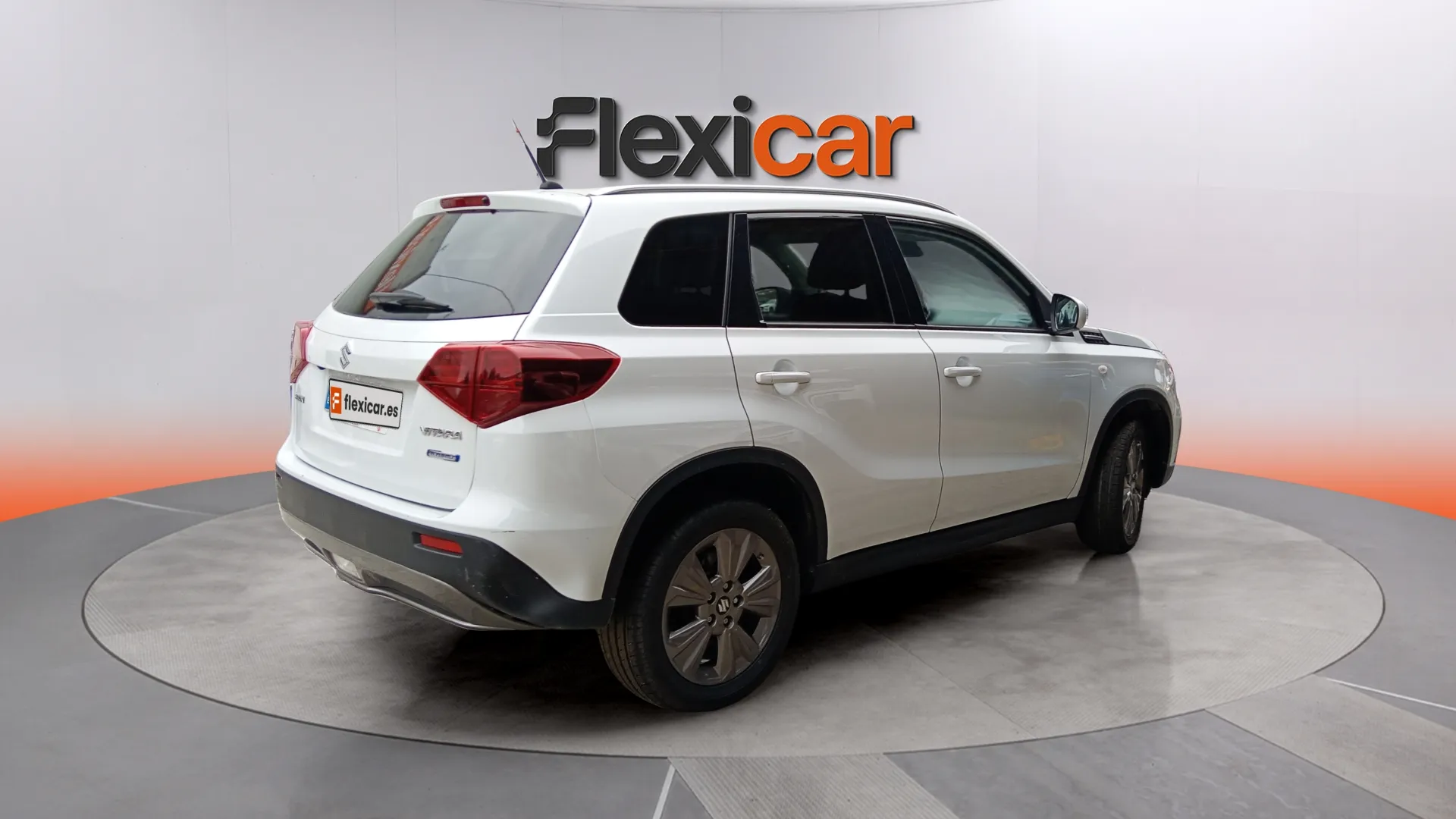 Suzuki Vitara 1.5 GLE 4WD Strong Hybrid - foto 8