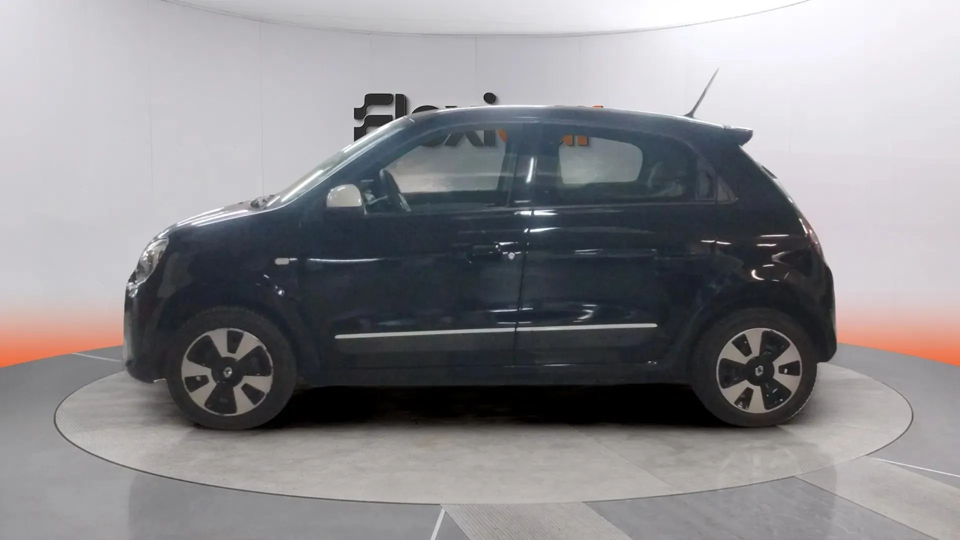 Renault Twingo Limited SCe -18 - foto 5