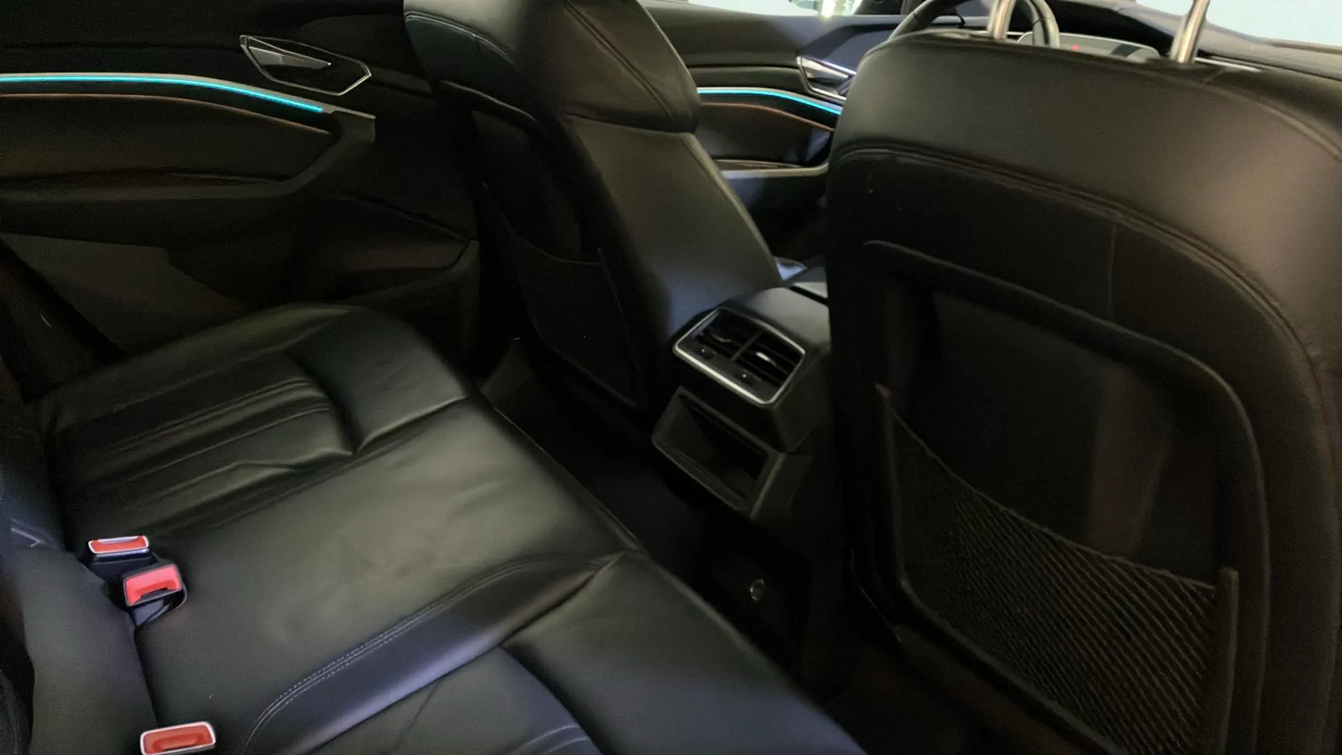 Audi e-tron 50 quattro - foto 23