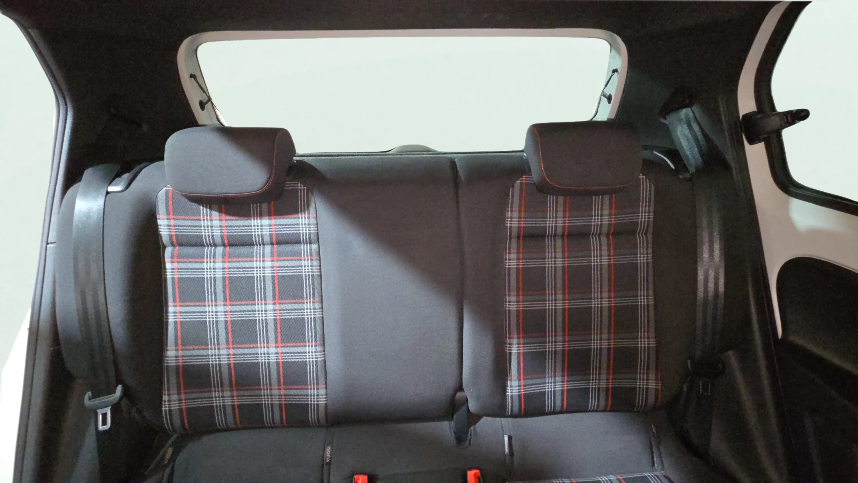 Volkswagen up! GTI 1.0 TSI - foto 21