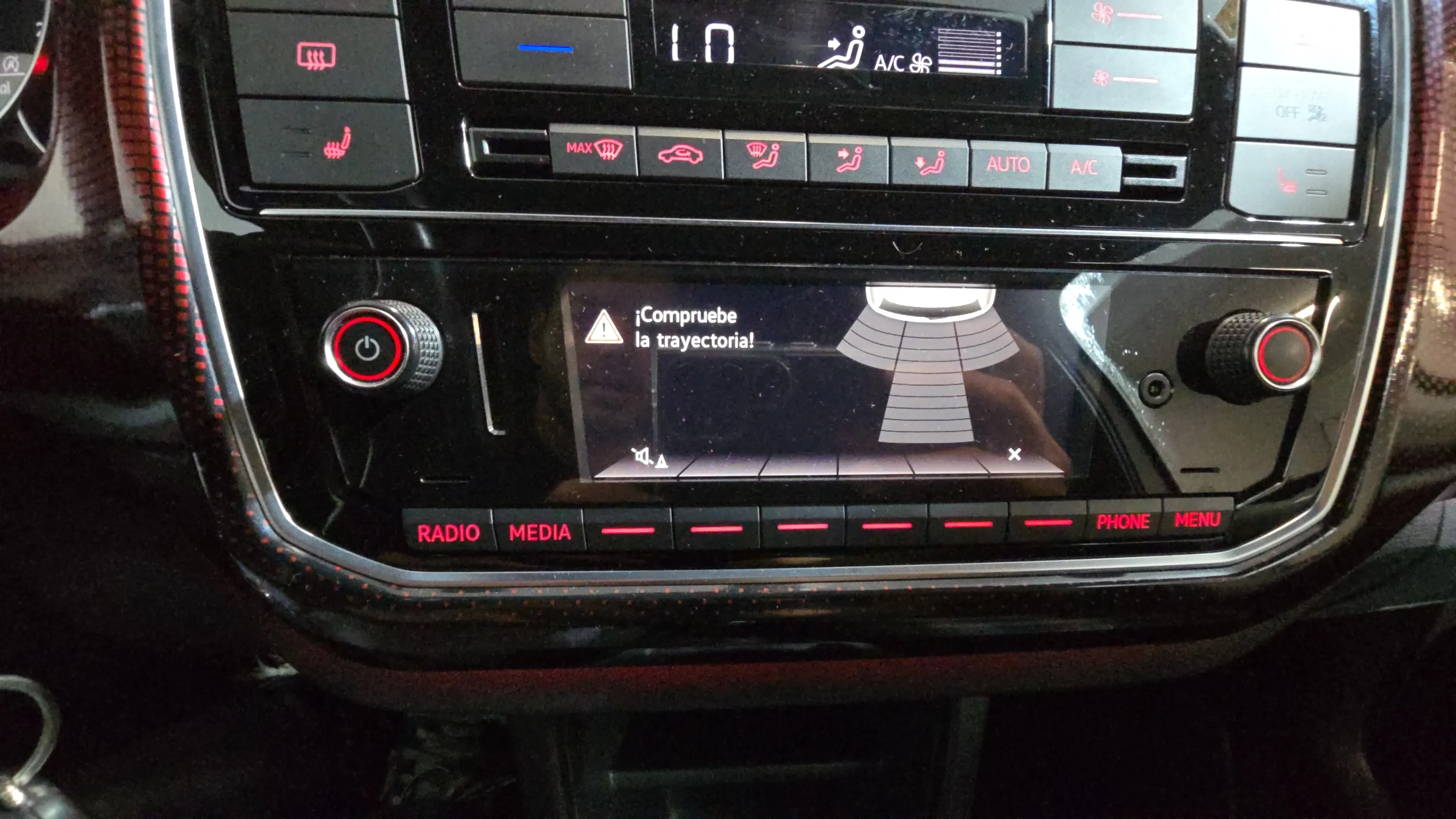 Volkswagen up! GTI 1.0 TSI - foto 16