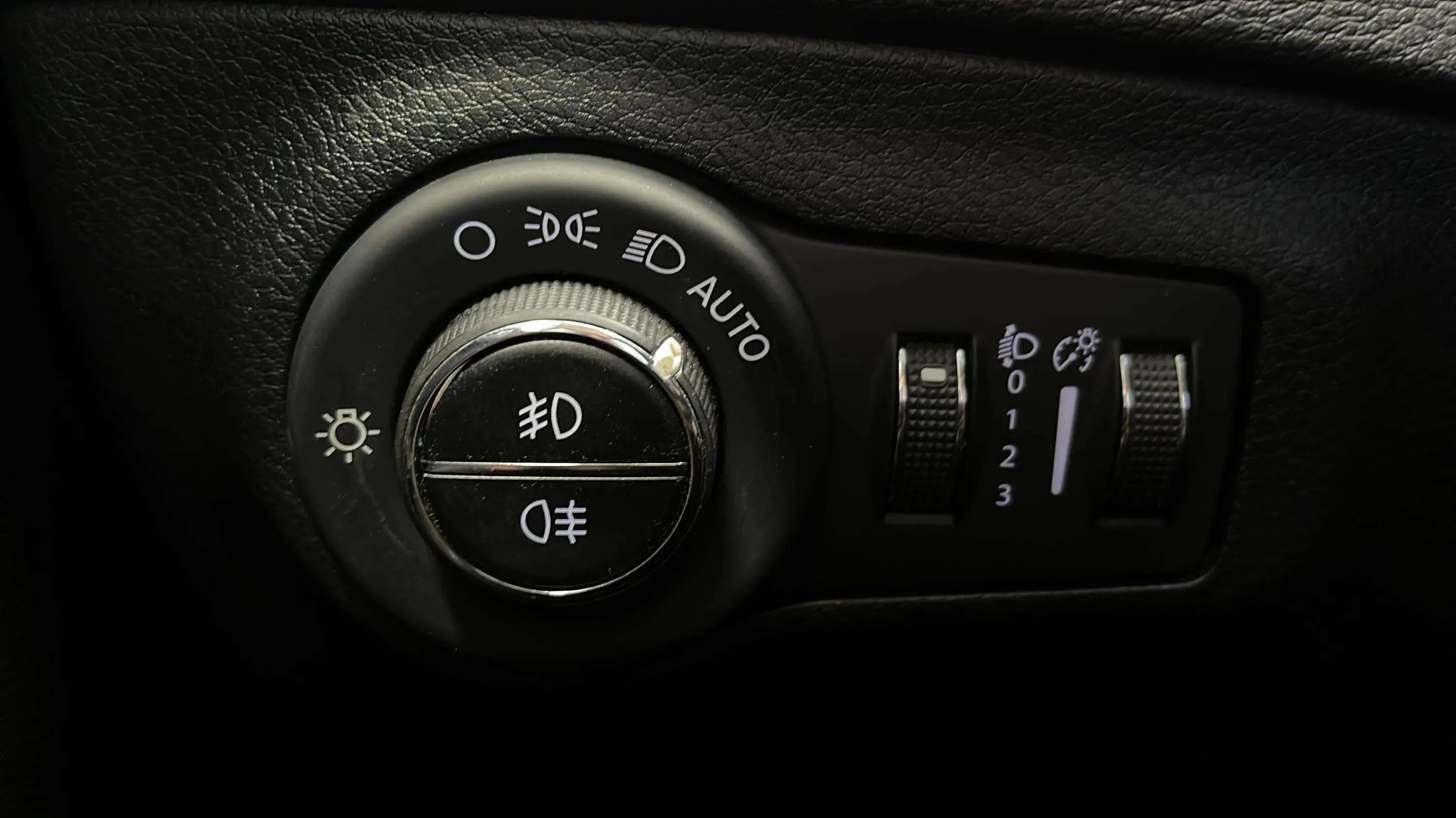 Jeep Compass 1.4 Mair Longitude 4x2 - foto 14