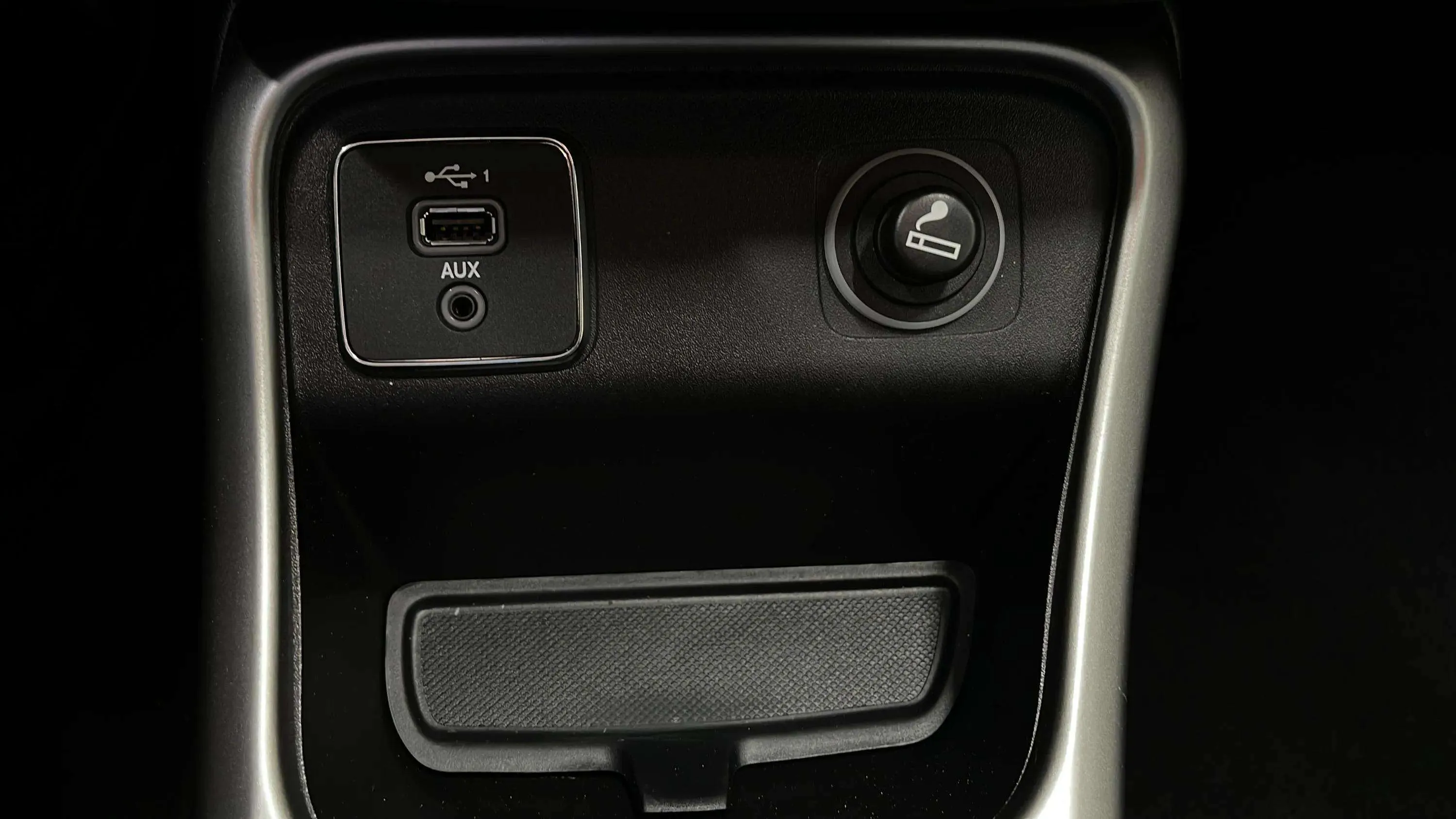 Jeep Compass 1.4 Mair Longitude 4x2 - foto 18