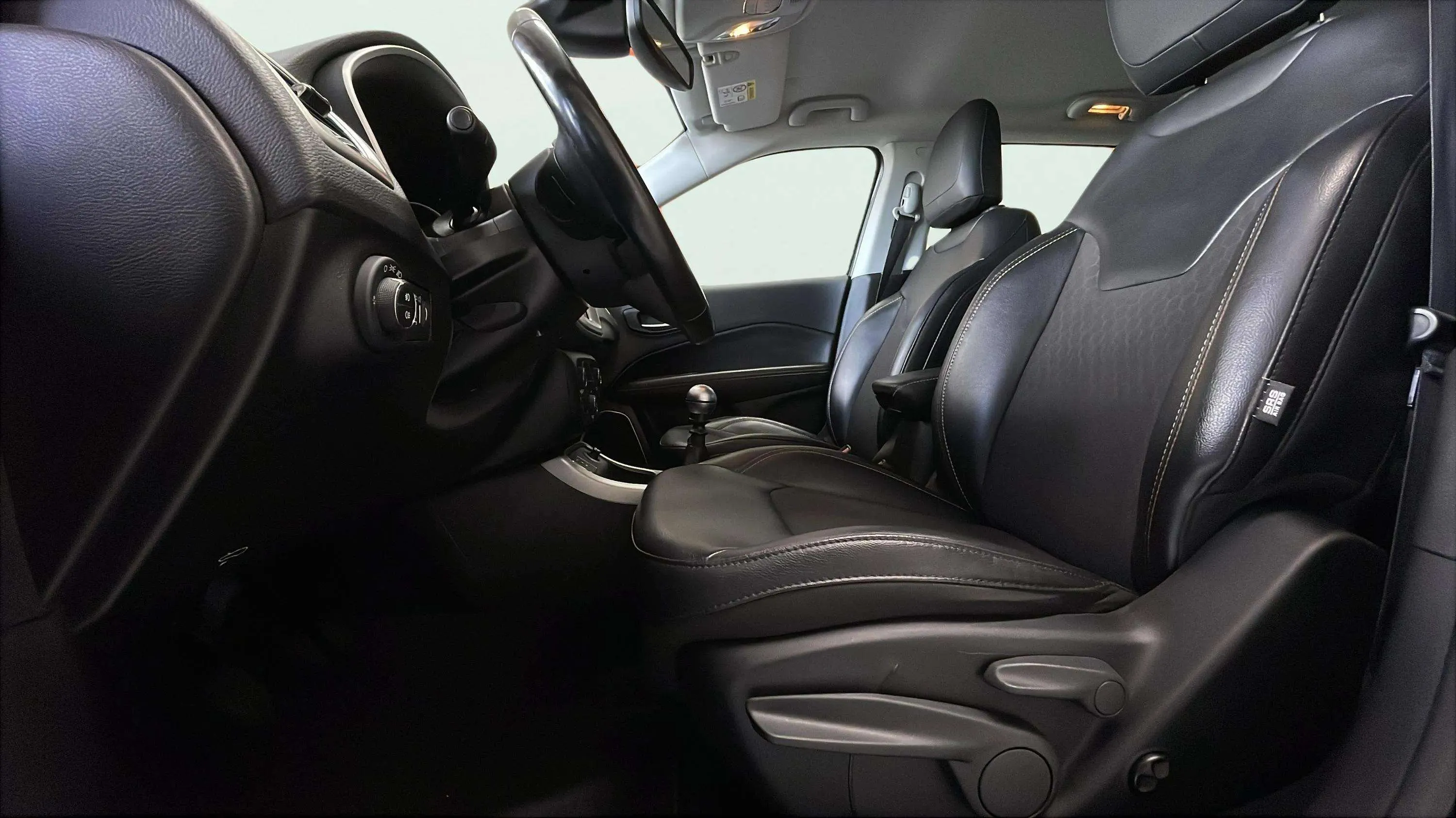 Jeep Compass 1.4 Mair Longitude 4x2 - foto 20