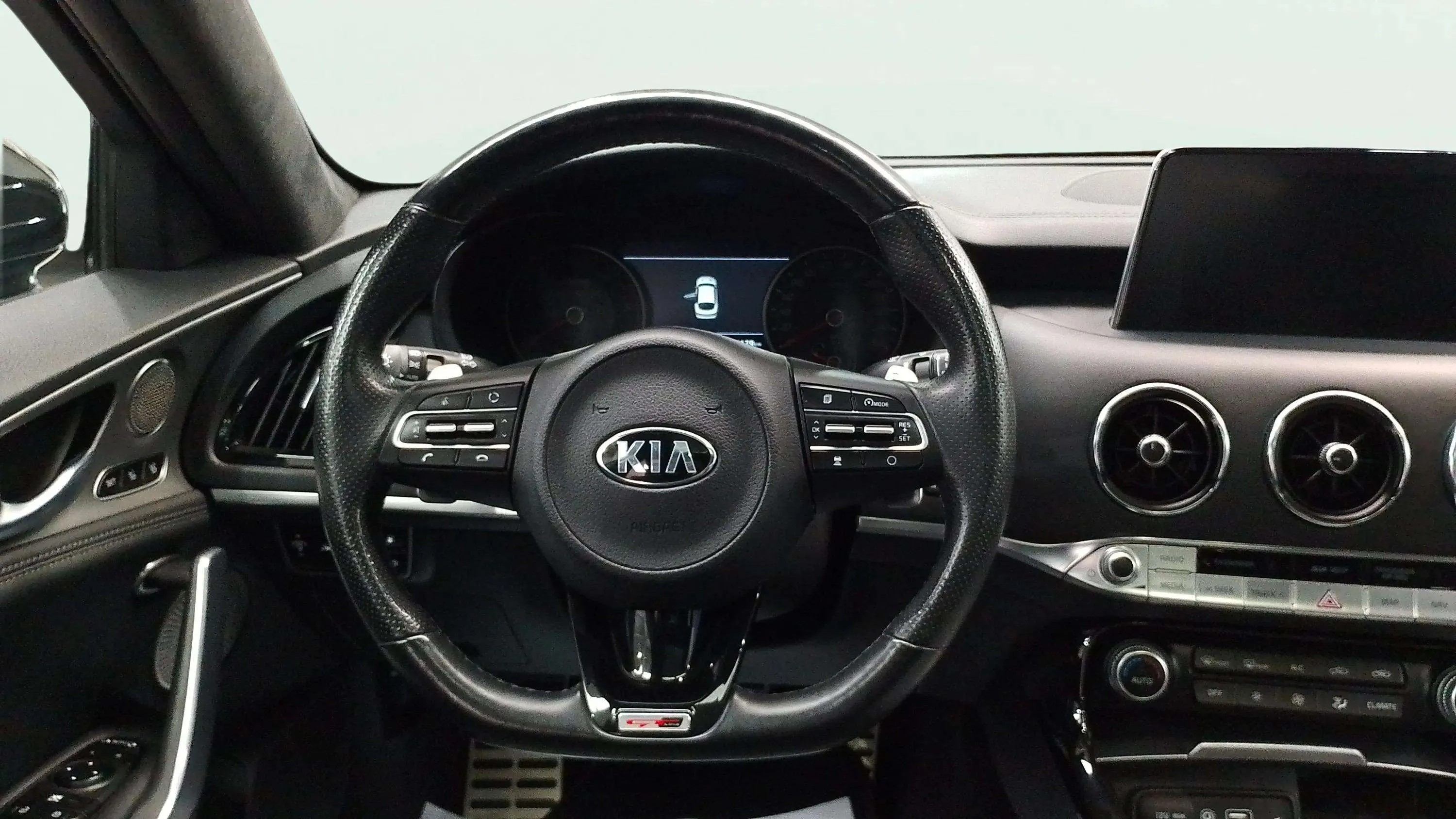 Kia Stinger 2.2 CRDi GT Line 4x2 - foto 19