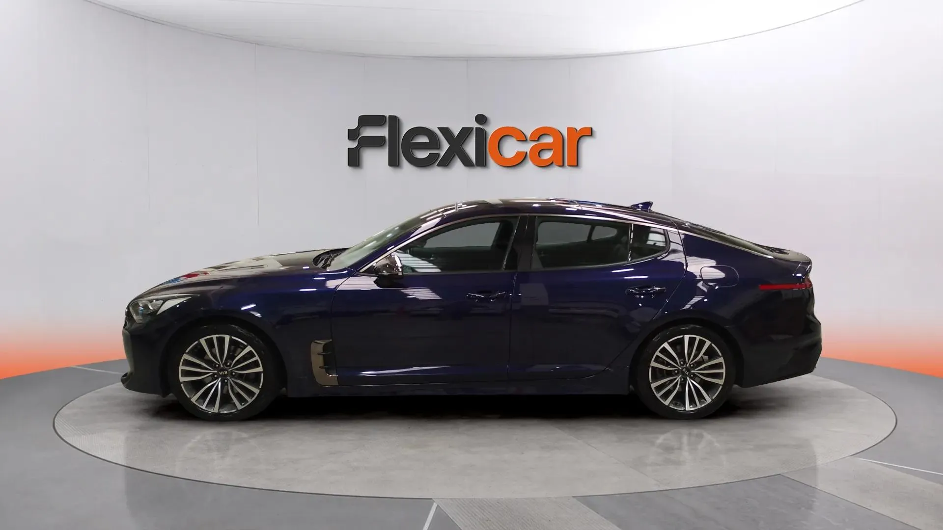 Kia Stinger 2.2 CRDi GT Line 4x2 - foto 9