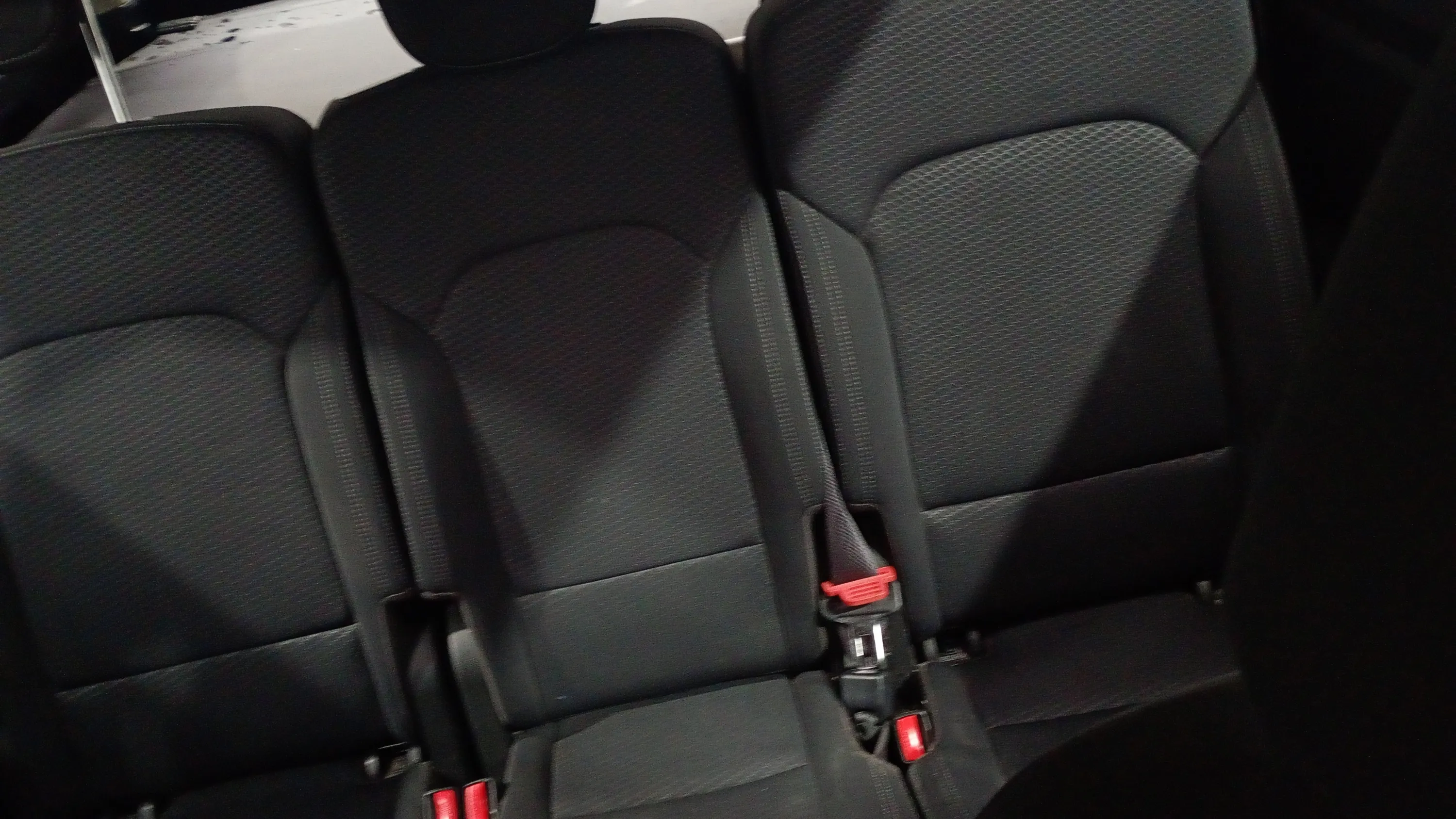 Kia Carens 1.6 GDi Basic - foto 16