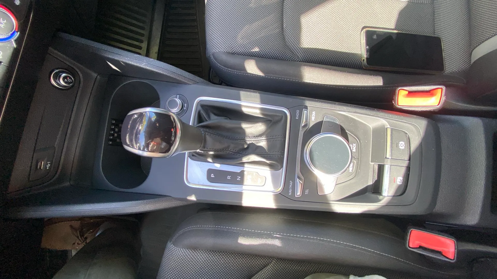 Audi Q2 Advanced 35 TFSI S tronic - foto 16