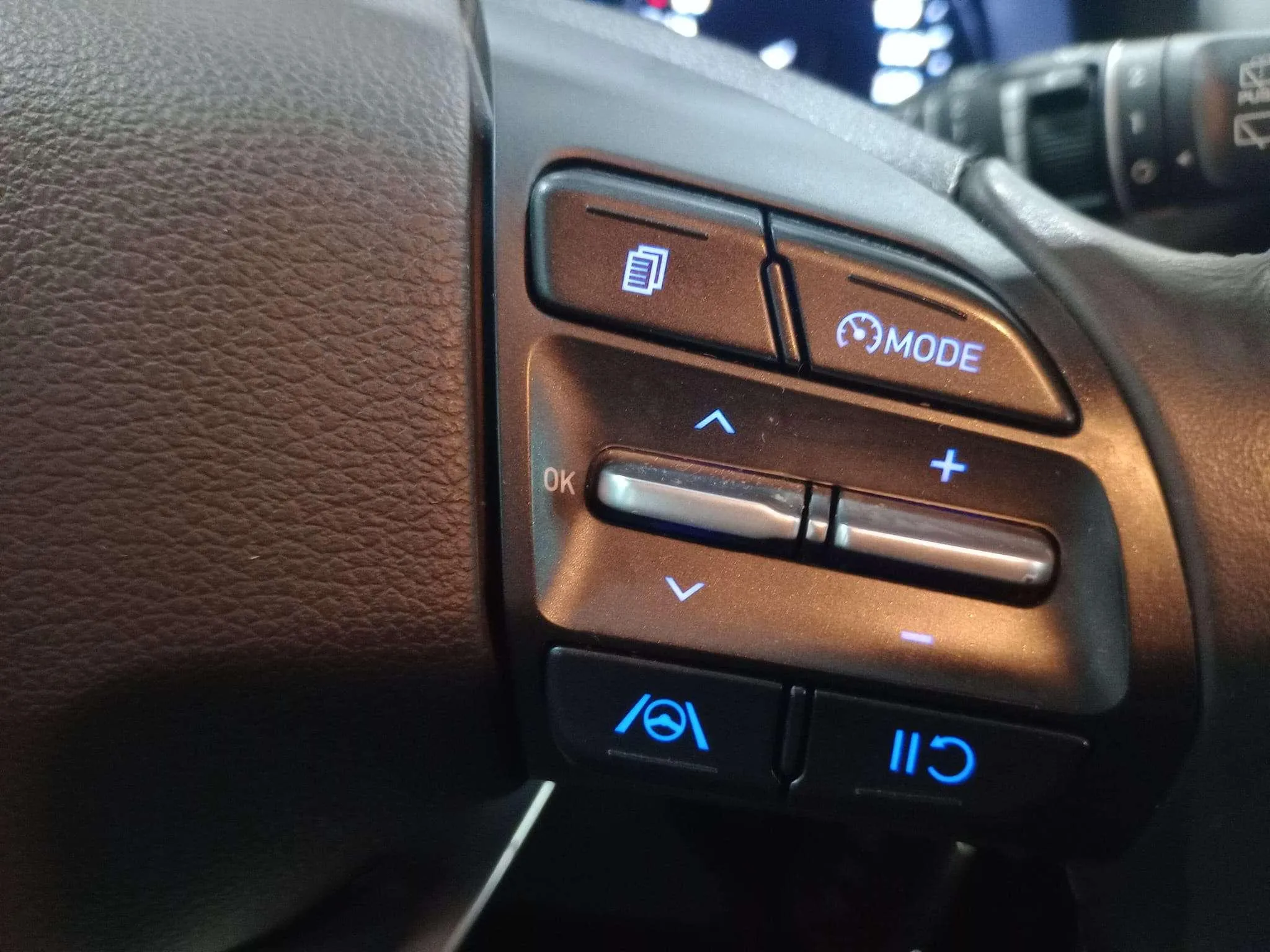 Hyundai i30 1.5 DPI Klass SLX - foto 16