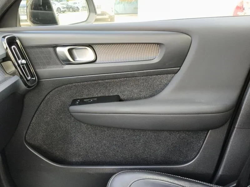 Volvo XC40 1.5 T5 Twin Recharge R-Design - foto 20