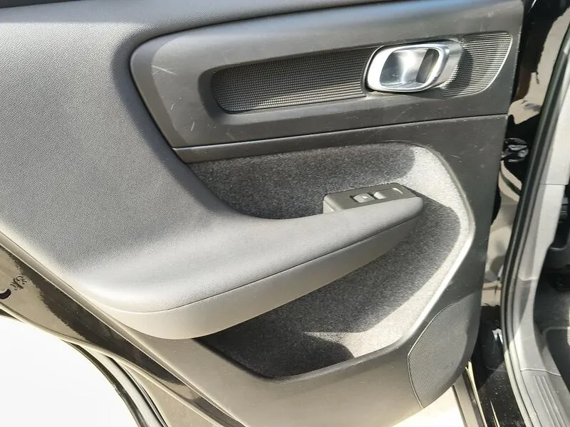 Volvo XC40 1.5 T5 Twin Recharge R-Design - foto 34