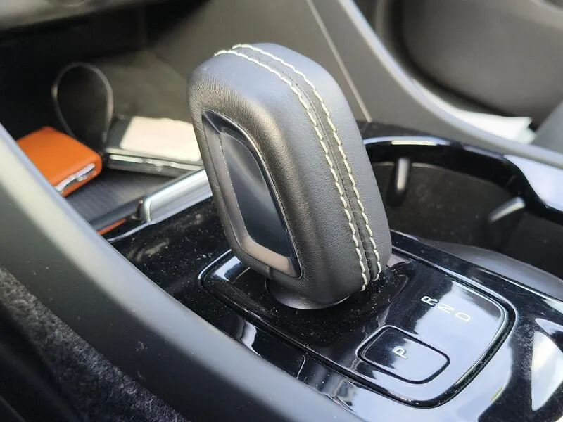 Volvo XC40 1.5 T5 Twin Recharge R-Design - foto 14