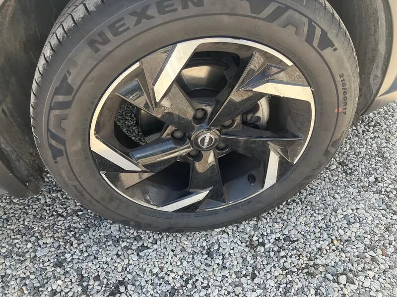 Nissan Juke DIG-T DCT Acenta - foto 12