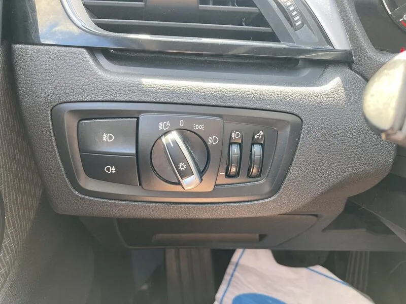BMW X1 sDrive18dA Corporate - foto 28