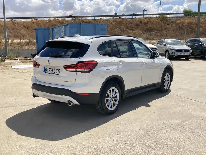 BMW X1 sDrive18dA Corporate - foto 6