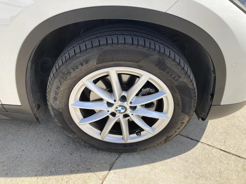 BMW X1 sDrive18dA Corporate - foto 22
