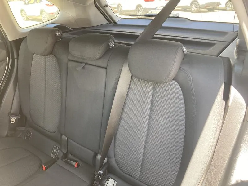 BMW X1 sDrive18dA Corporate - foto 17