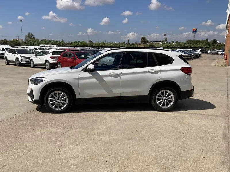 BMW X1 sDrive18dA Corporate - foto 3