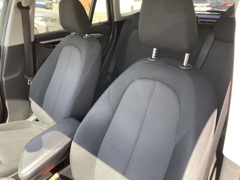 BMW X1 sDrive18dA Corporate - foto 12