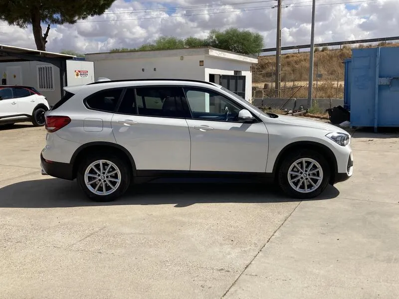 BMW X1 sDrive18dA Corporate - foto 7