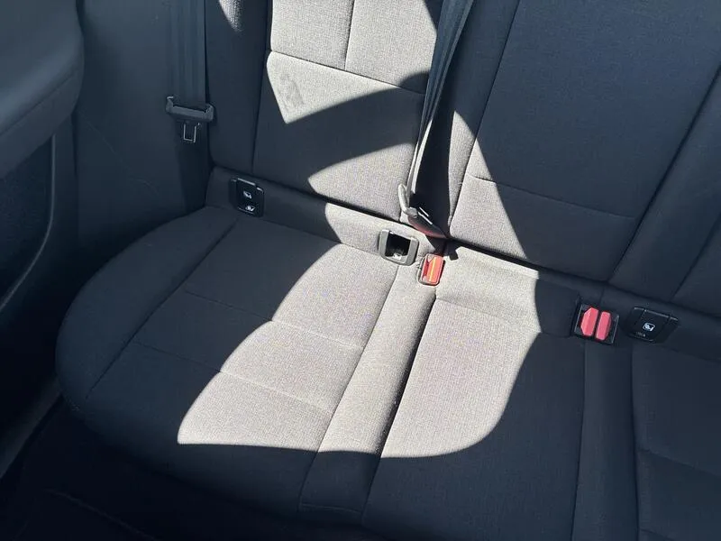 Volvo XC40 1.5 T2 Essential Dark - foto 24