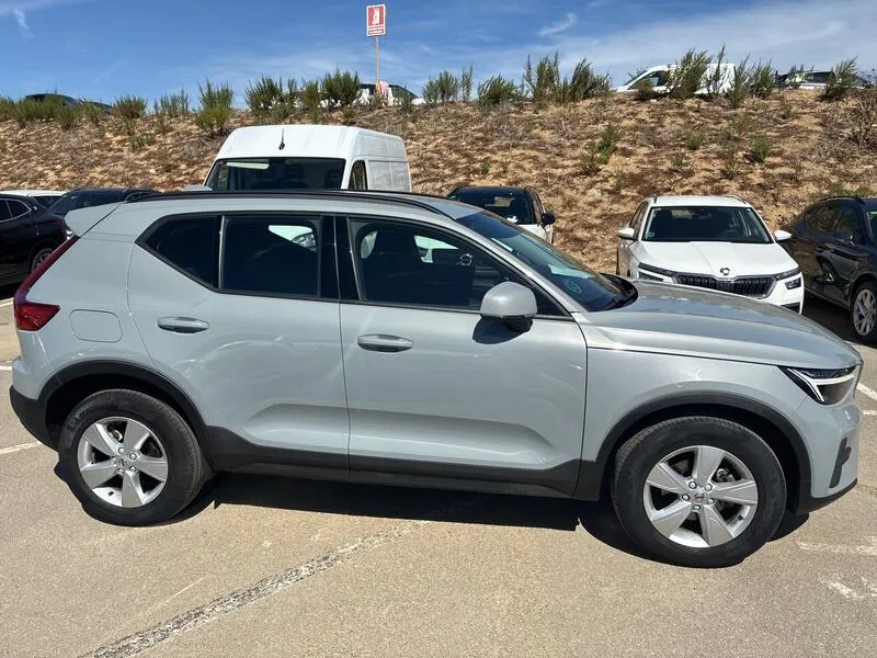 Volvo XC40 1.5 T2 Essential Dark - foto 7