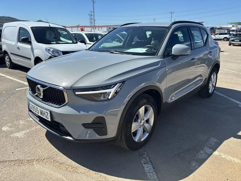 Volvo XC40 1.5 T2 Essential Dark