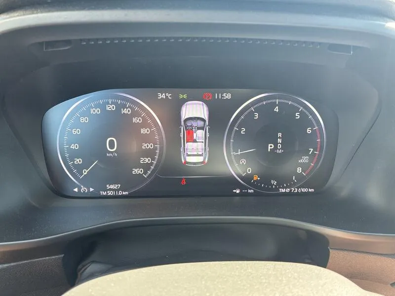 Volvo XC40 1.5 T2 Essential Dark - foto 12