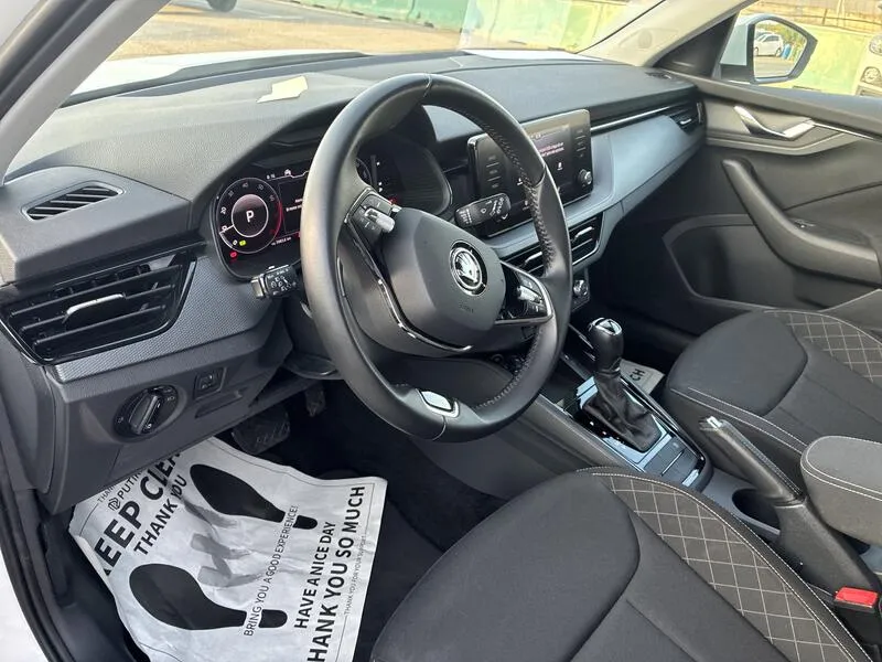 Škoda Kamiq 1.0 TSI DSG Ambition - foto 10