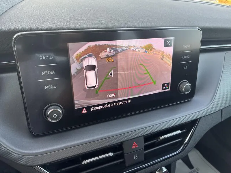 Škoda Kamiq 1.0 TSI DSG Ambition - foto 14