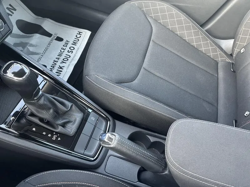 Škoda Kamiq 1.0 TSI DSG Ambition - foto 16