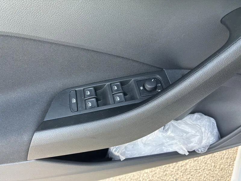 Škoda Kamiq 1.0 TSI DSG Ambition - foto 28