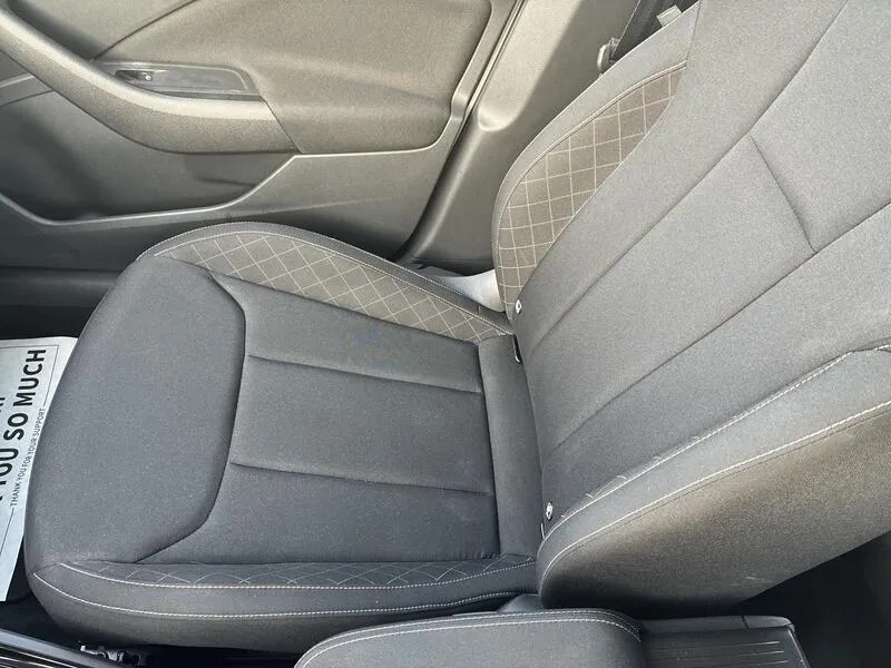 Škoda Kamiq 1.0 TSI DSG Ambition - foto 21
