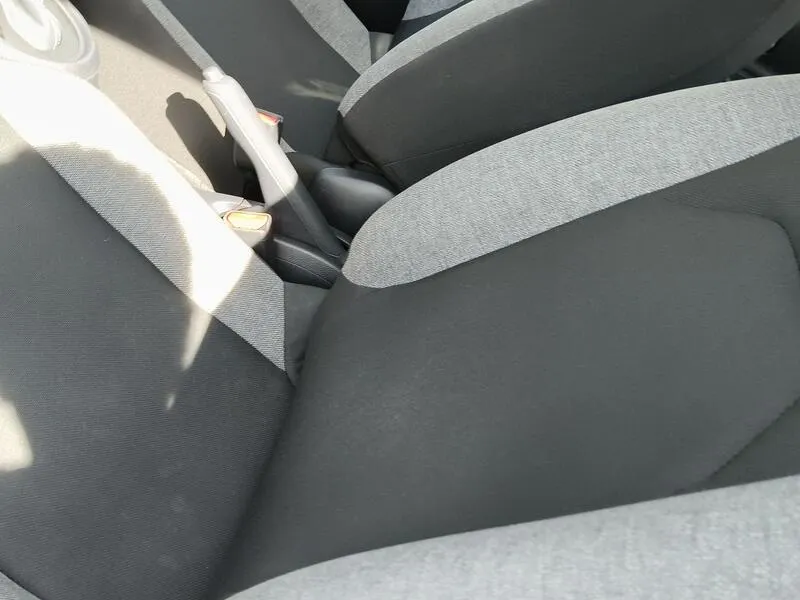 Toyota Aygo 1.0 VVT-I Play - foto 29