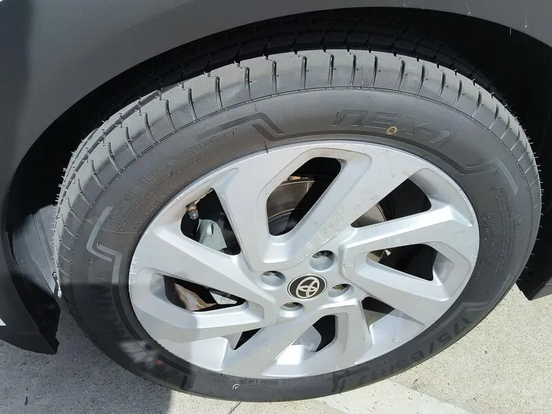 Toyota Aygo 1.0 VVT-I Play - foto 42
