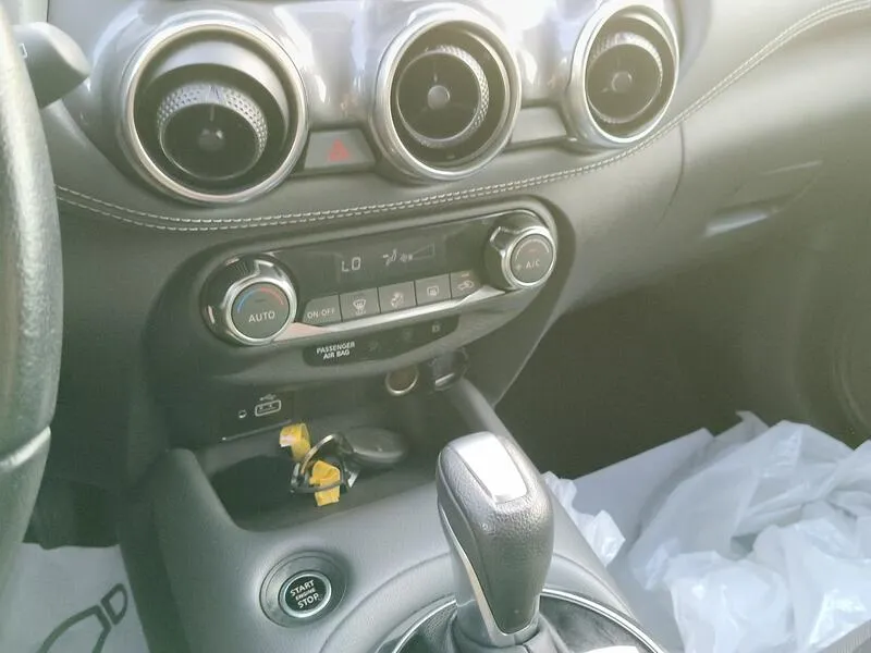 Nissan Juke DIG-T DCT N-Connecta - foto 12